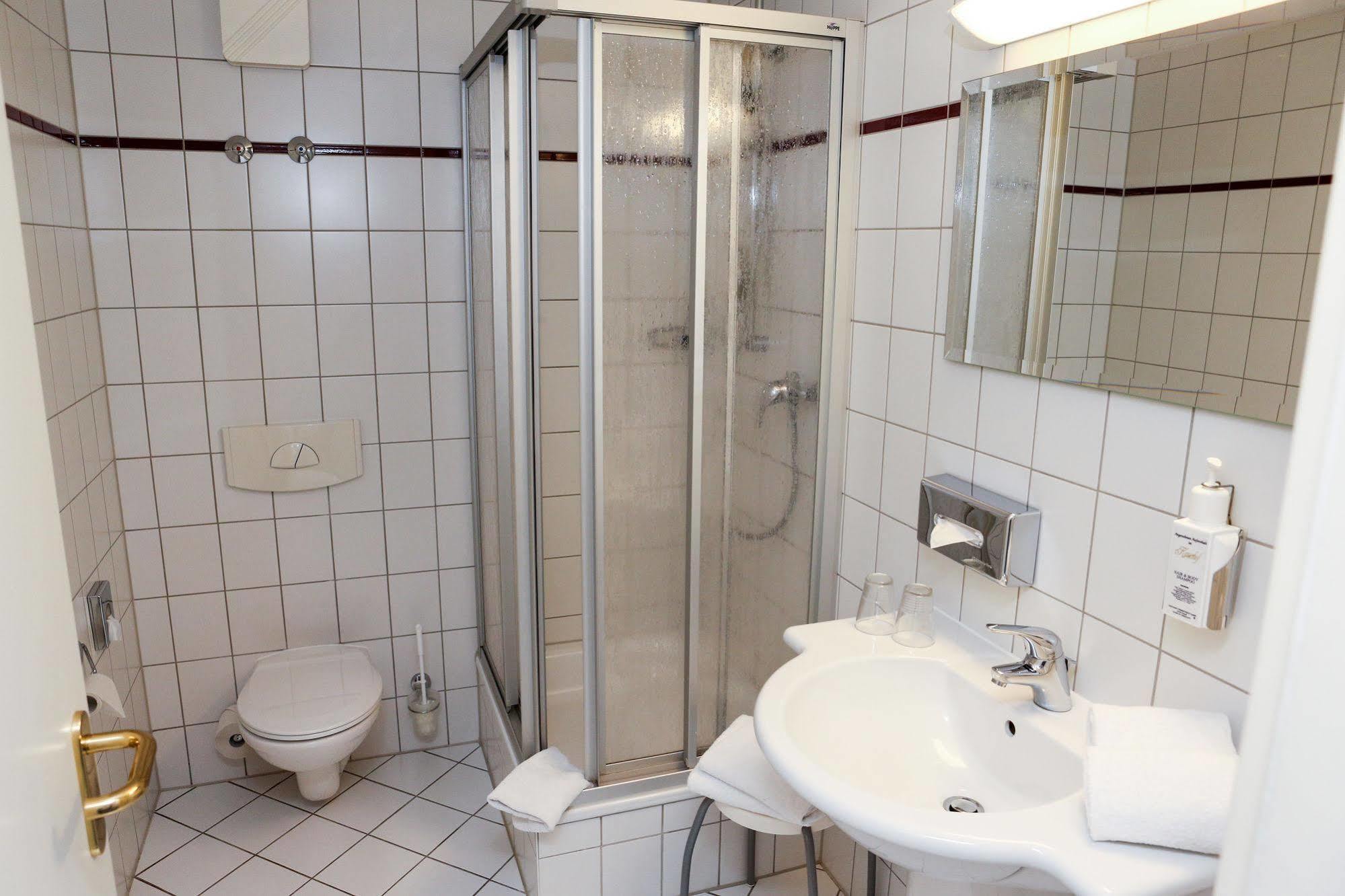 רדברג Hotel Kaiserhof מראה חיצוני תמונה
