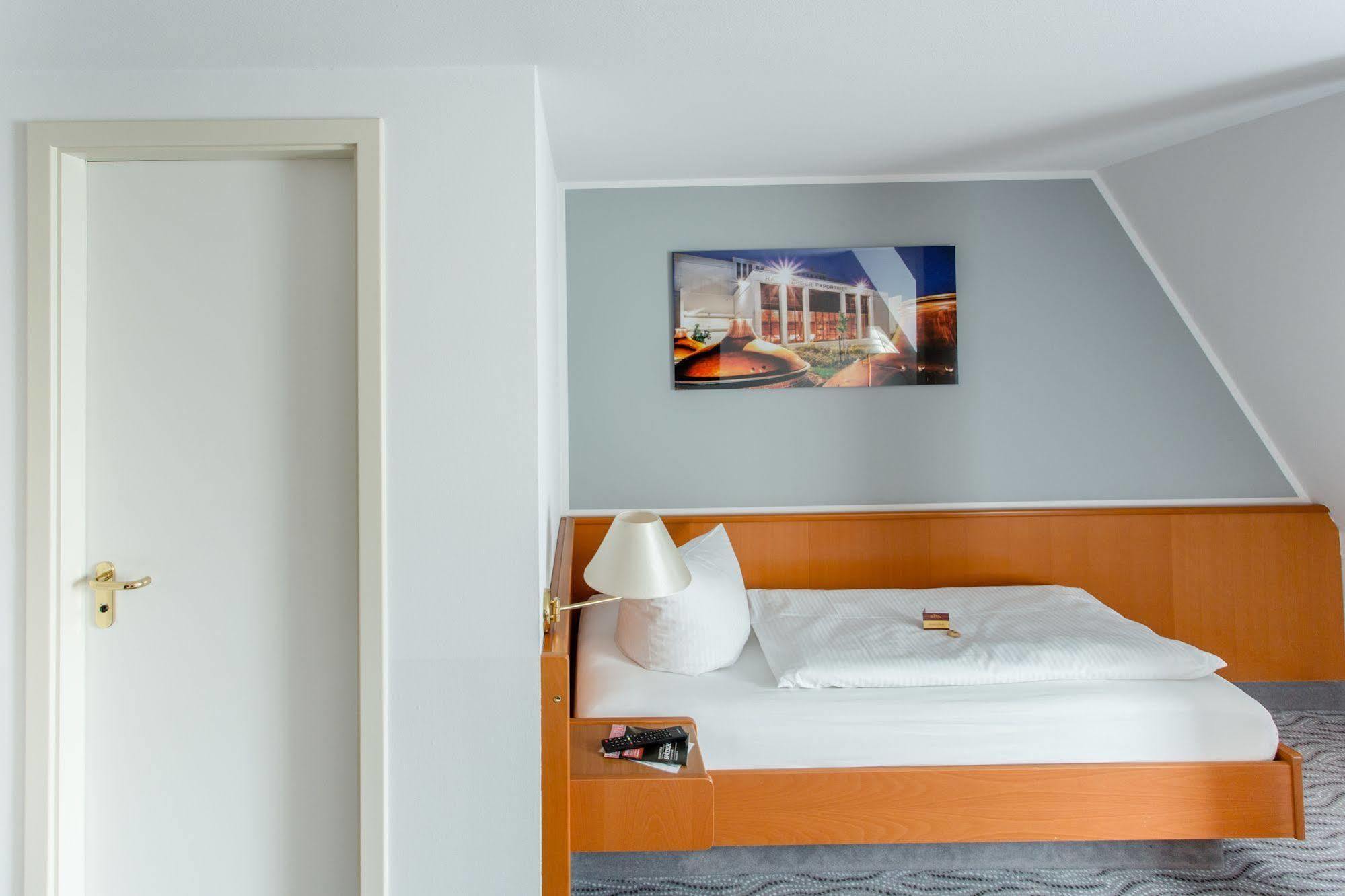 רדברג Hotel Kaiserhof מראה חיצוני תמונה